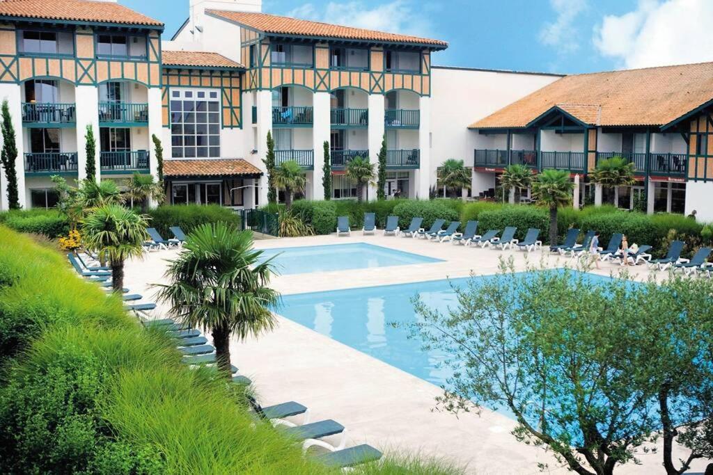 Appartement Au Domaine Du Golf Dans Residence De Vacance Moliets-et-Maa Exterior photo